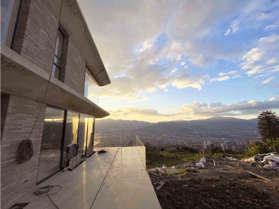 En venta casa de Lujo en Los Balsos Medellin CA-POB-0417 MLS# 260000 — foto 5