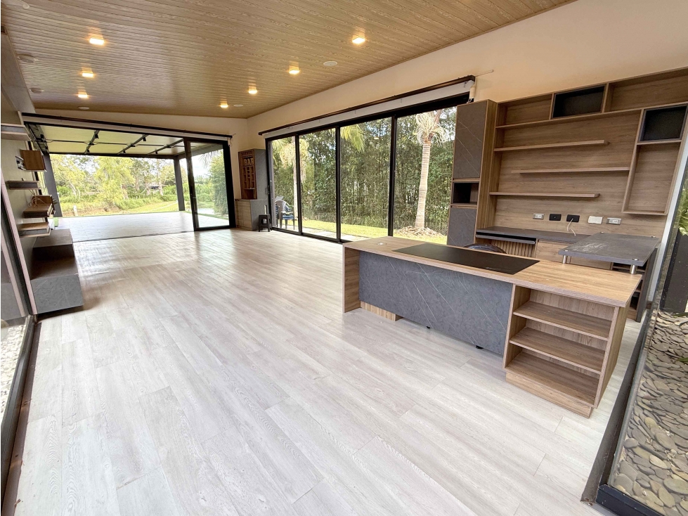 Casa con lago privado en venta Llanogrande CA-LLA-0455 MLS# 266847 — foto 3
