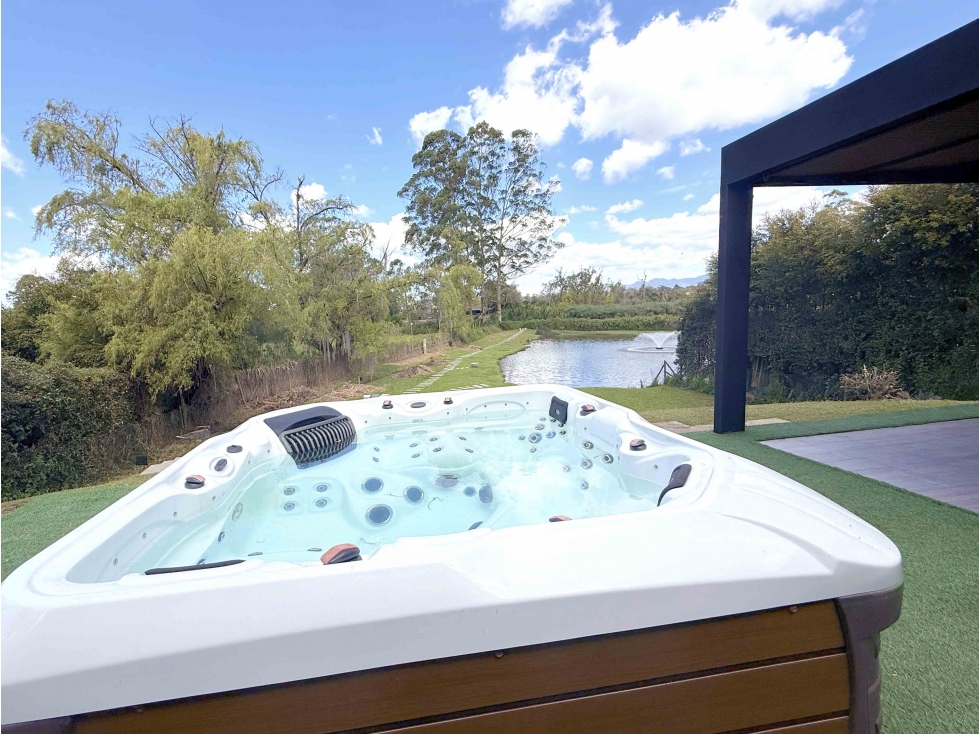 Casa con lago privado en venta Llanogrande CA-LLA-0455 MLS# 266847 — foto 4