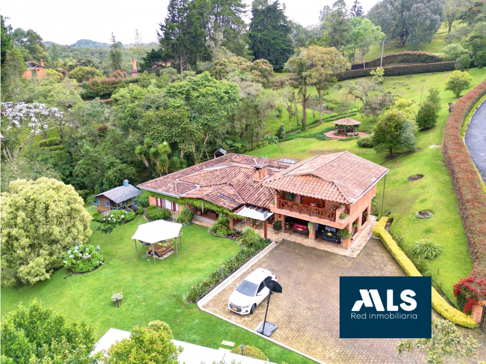 En venta Casa con lote grande en Fizebad CA-FIZ-0206 — foto 2