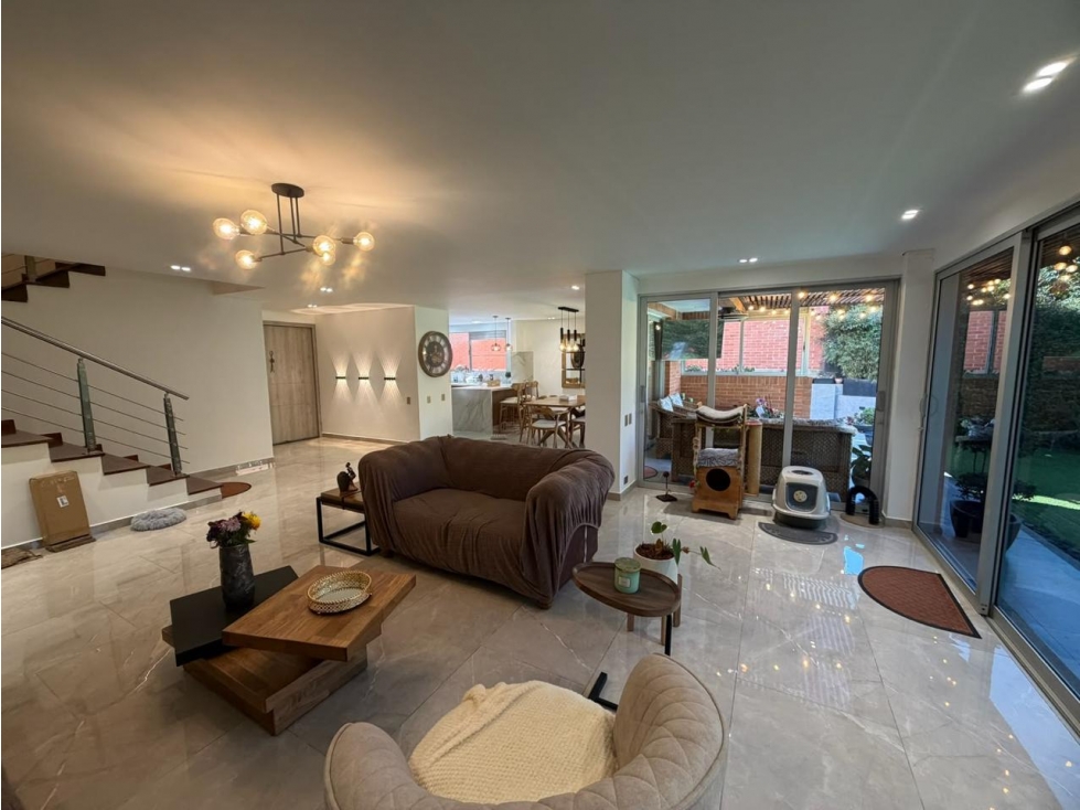 Casa en venta con jardín Benedictinos CA-ENV-0457 MLS# 266666 — foto 4