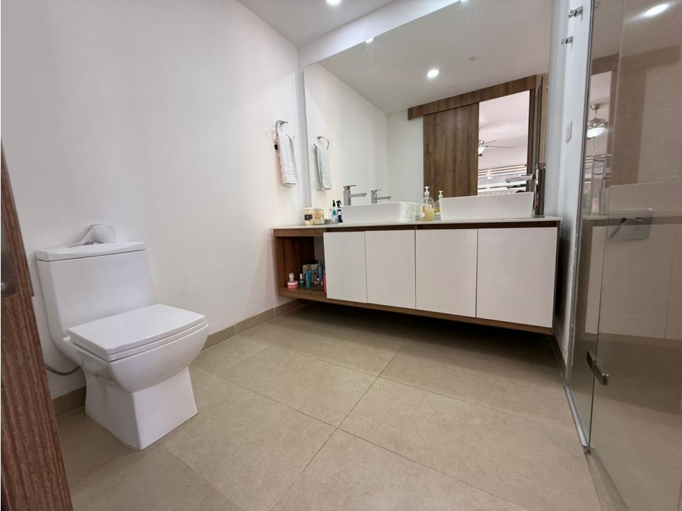 Apartamento Moderno en venta Poblado parte baja AP-POB-0421 — foto 6