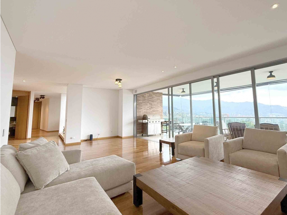 Apartamento grande con vista Balsos Poblado AP-POB-0366 MLS# 253107 — foto 3