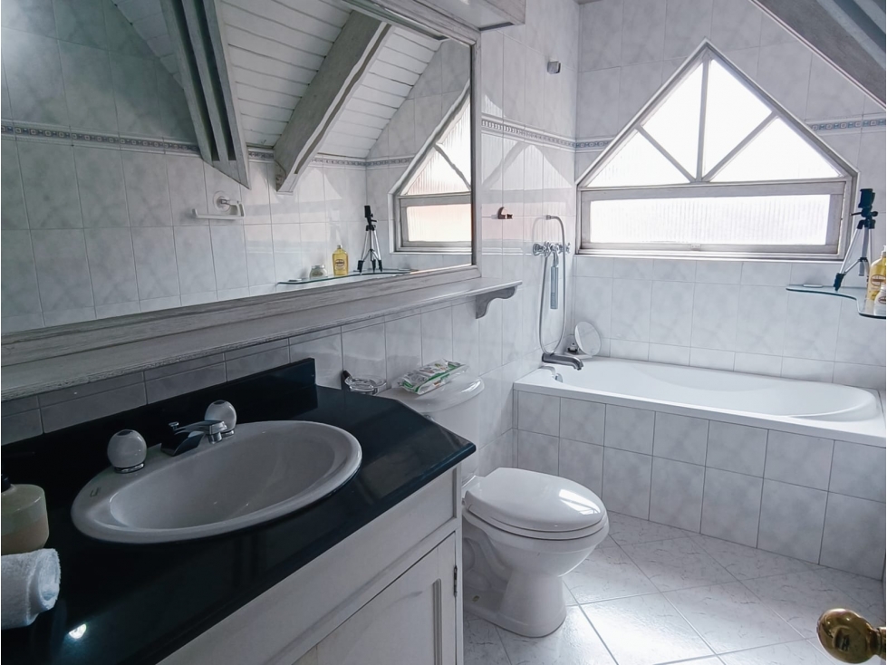 CASA CERROS DE SUBA — foto 3