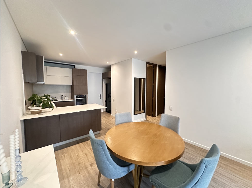 Arriendo Apto en Chico Opc. Amoblado - 5