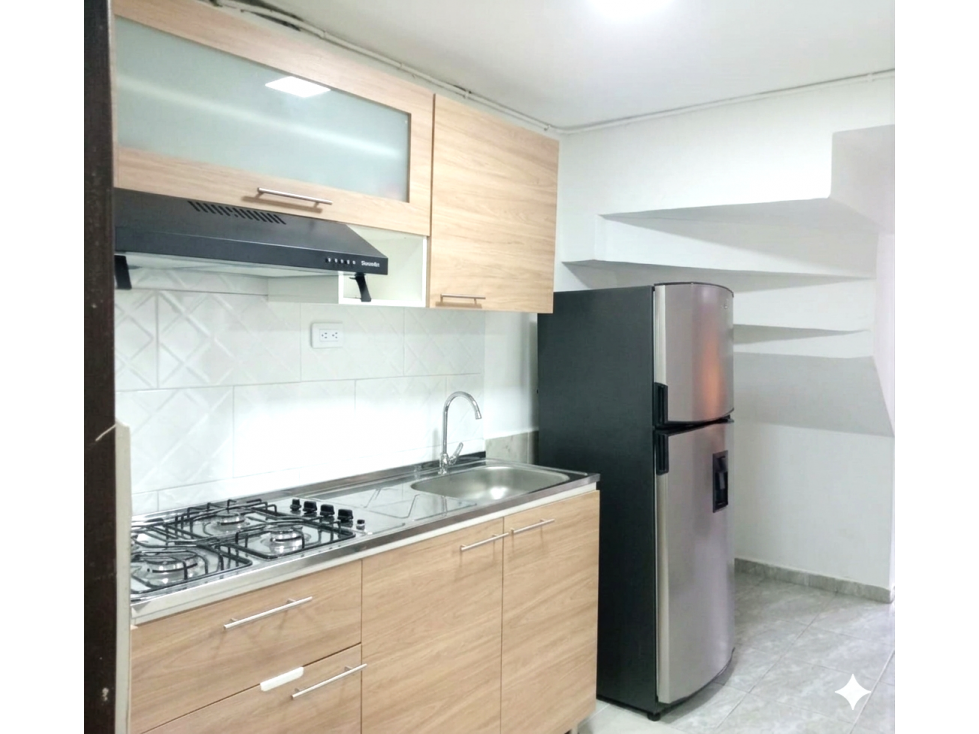 ¡OPORTUNIDAD ÃNICA! CASA DE 3 PISOS EN VENTA BARRIO SAMARIA PEREIRA — foto 6