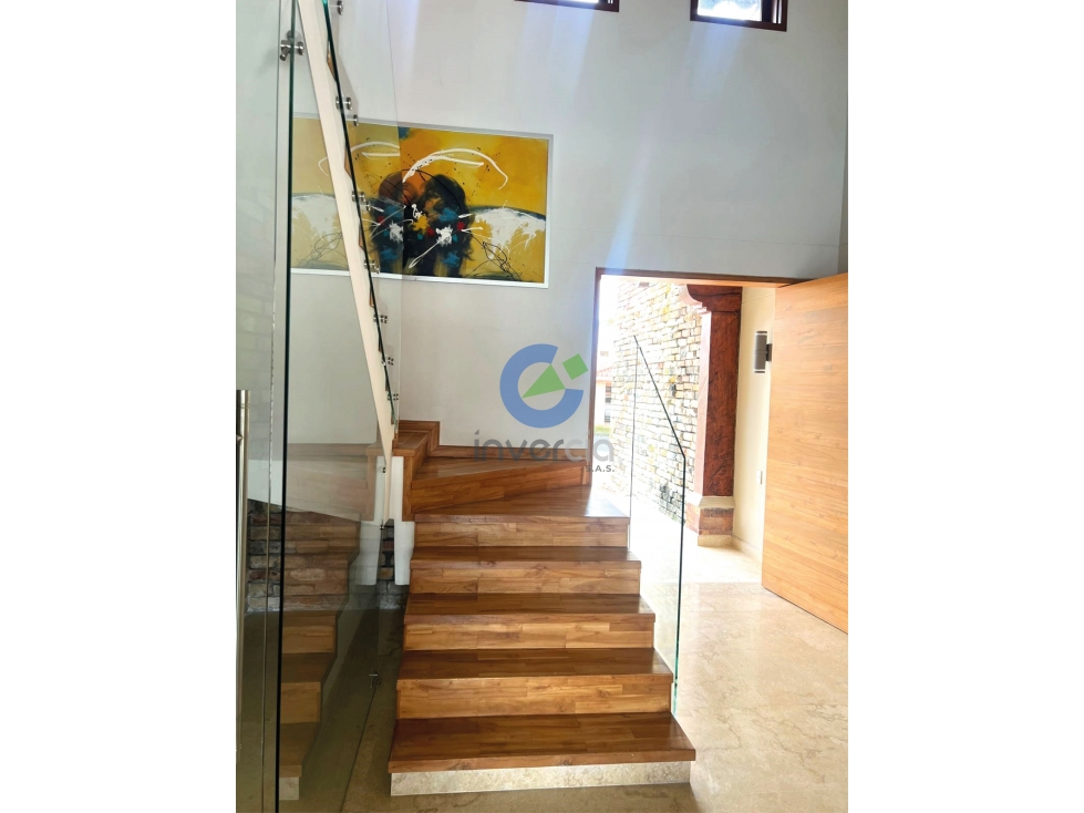 Vida de lujo en Cerritos: piscina, aire puro y sol garantizado — foto 3