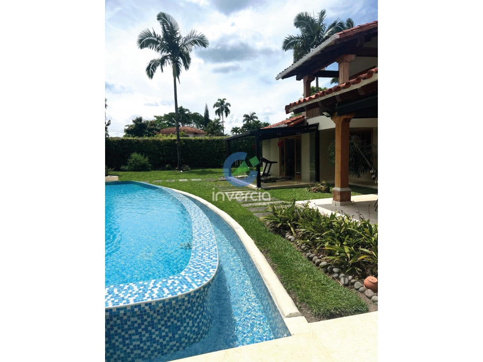 Vida de lujo en Cerritos: piscina, aire puro y sol garantizado — foto 4
