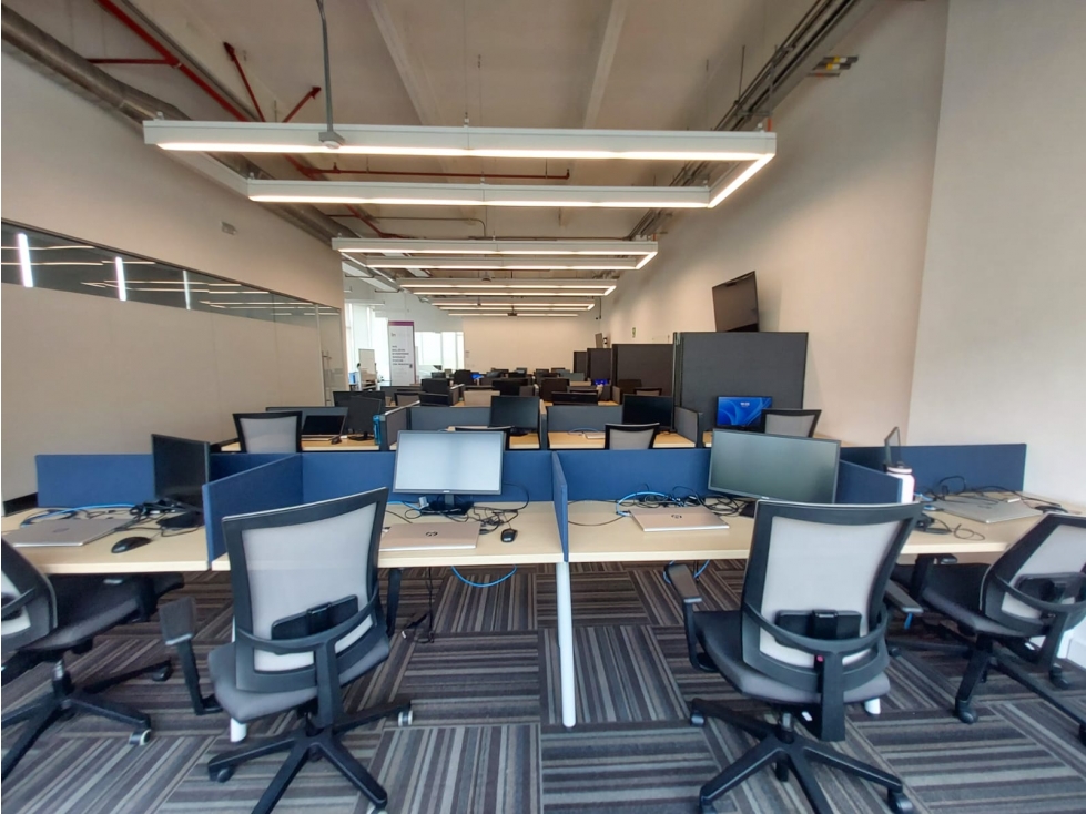 Oficina en venta/arriendo en Centro Ejecutivo Sabaneta - 3