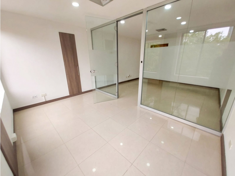 Arriendo oficina en C Empresarial sector Milla de oro el Poblado — foto 6
