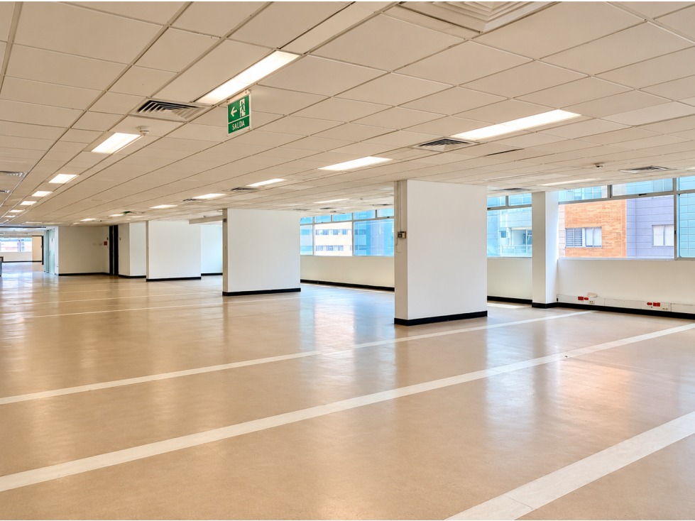 Venta o arriendo de oficina sector Ciudad del Rìo Medellìn — foto 6