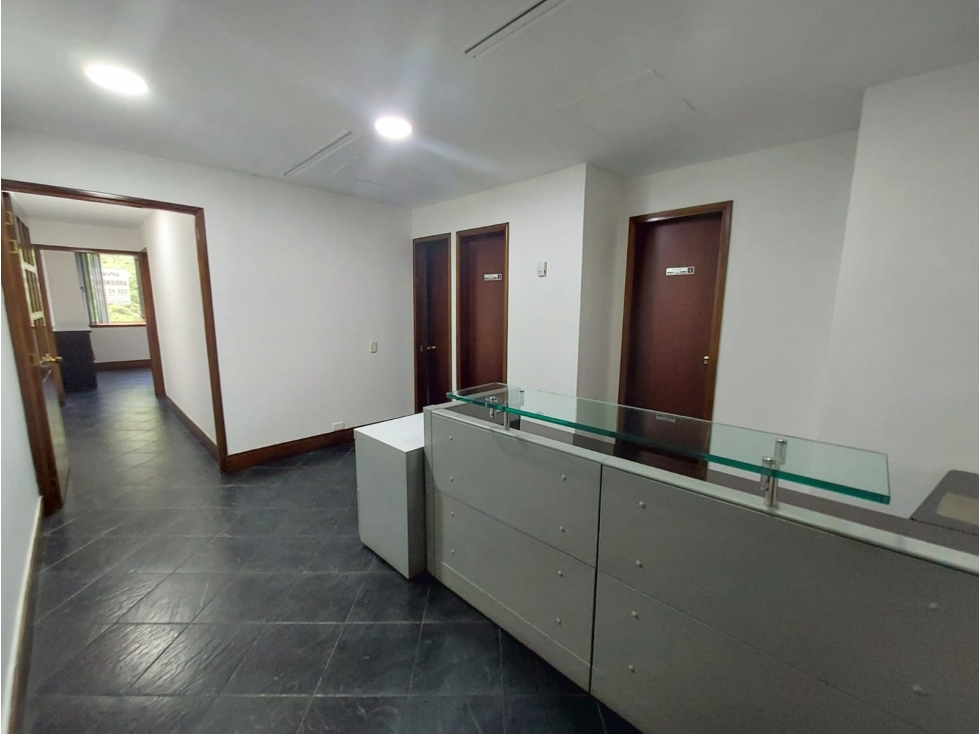 OFICINA EN VENTA EN MILLA DE ORO EL POBLADO