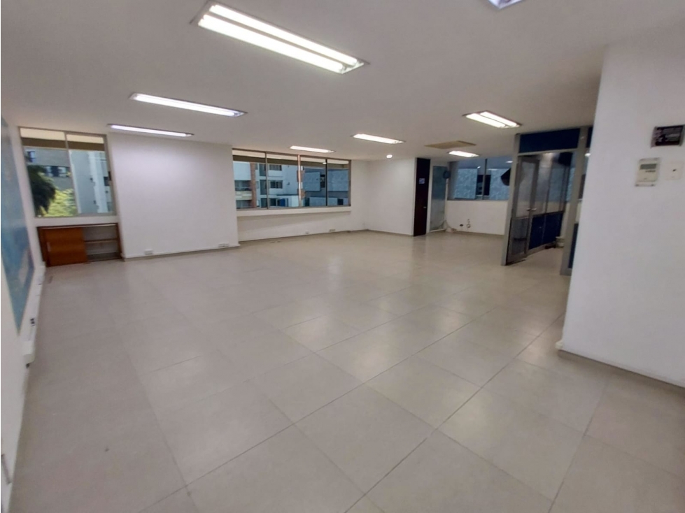 Arriendo de oficina en C Empresarial sector Milla de oro el Poblado — foto 4