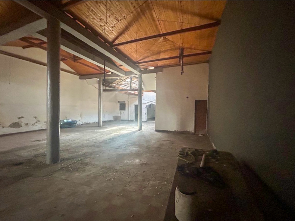 CASALOTE ALTA MIXTURA EN VENTA EN PRADO CENTRO DE MEDELLIN — foto 3