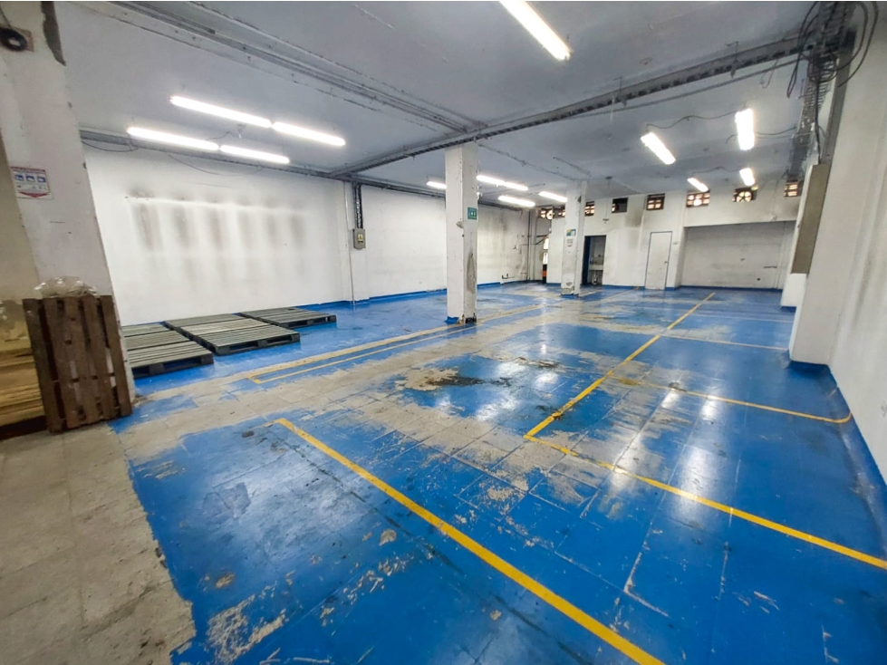VENTA DE BODEGA INDEPENDIENTE CERCA A LA CENTRAL MAYORISTA EN ITAGUI - 3