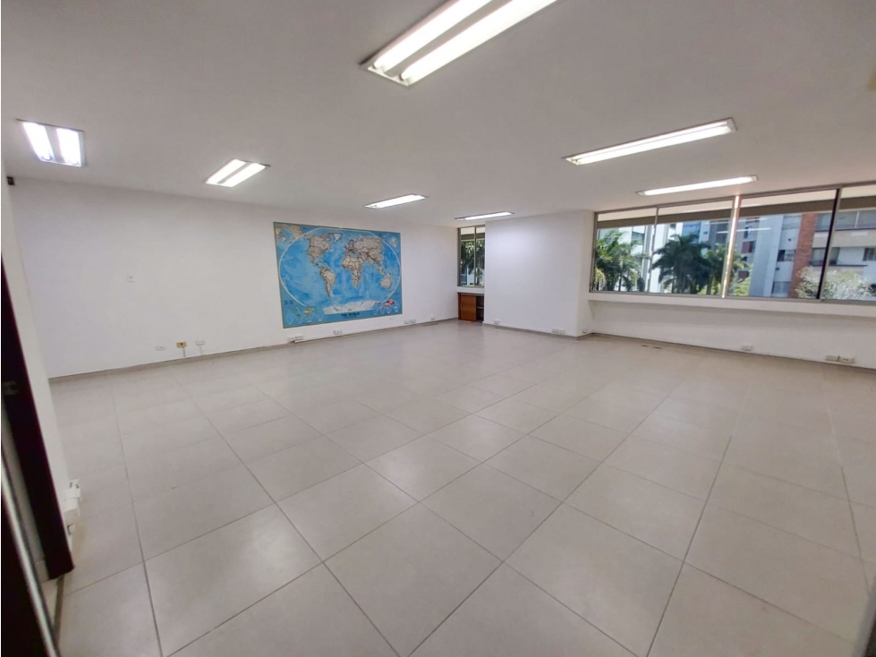 Arriendo de oficina en C Empresarial sector Milla de oro el Poblado