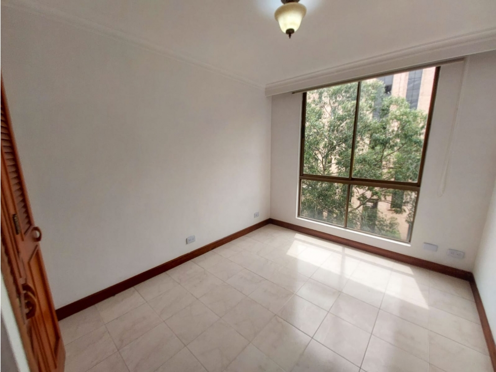 Arriendo apartamento en sector Milla de oro el Poblado