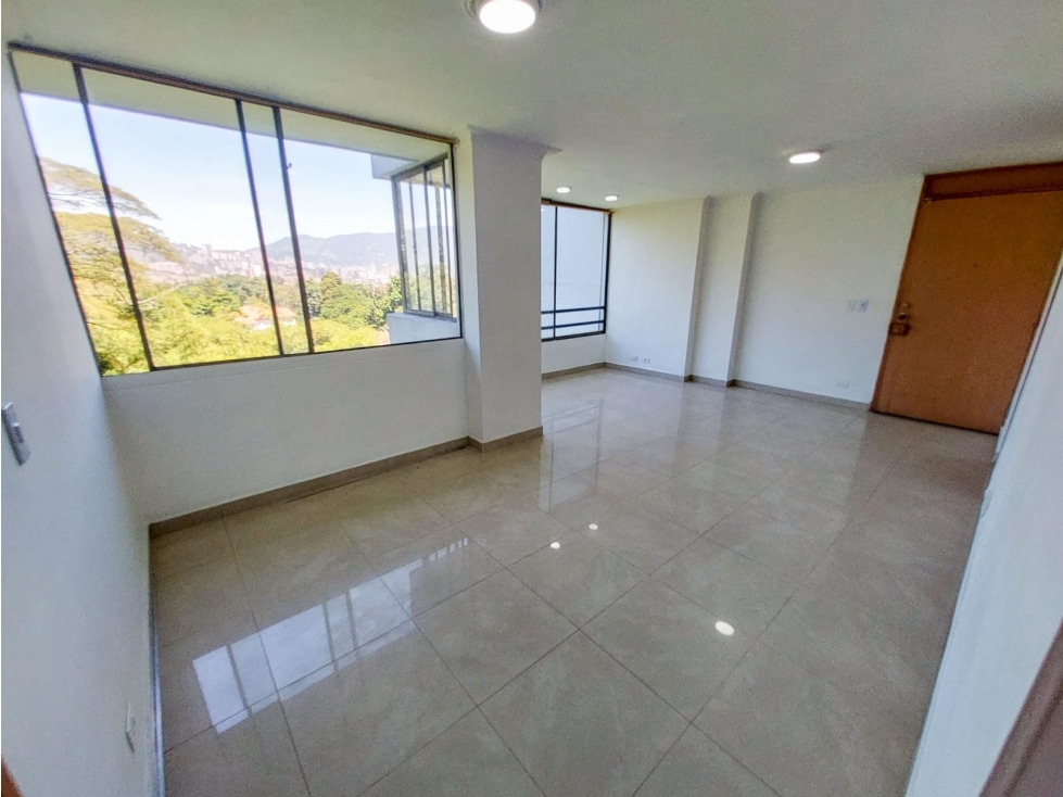 Venta/arriendo apartamento en la Loma los Yarumos Poblado — foto 2