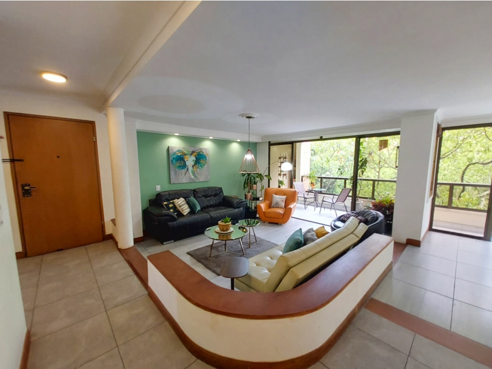 Apartamento remodelado en venta sector Oviedo el Poblado - 2