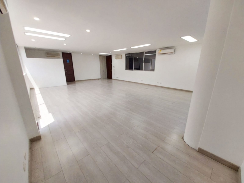 Arriendo de oficina en C Empresarial sector Milla de oro el Poblado — foto 4
