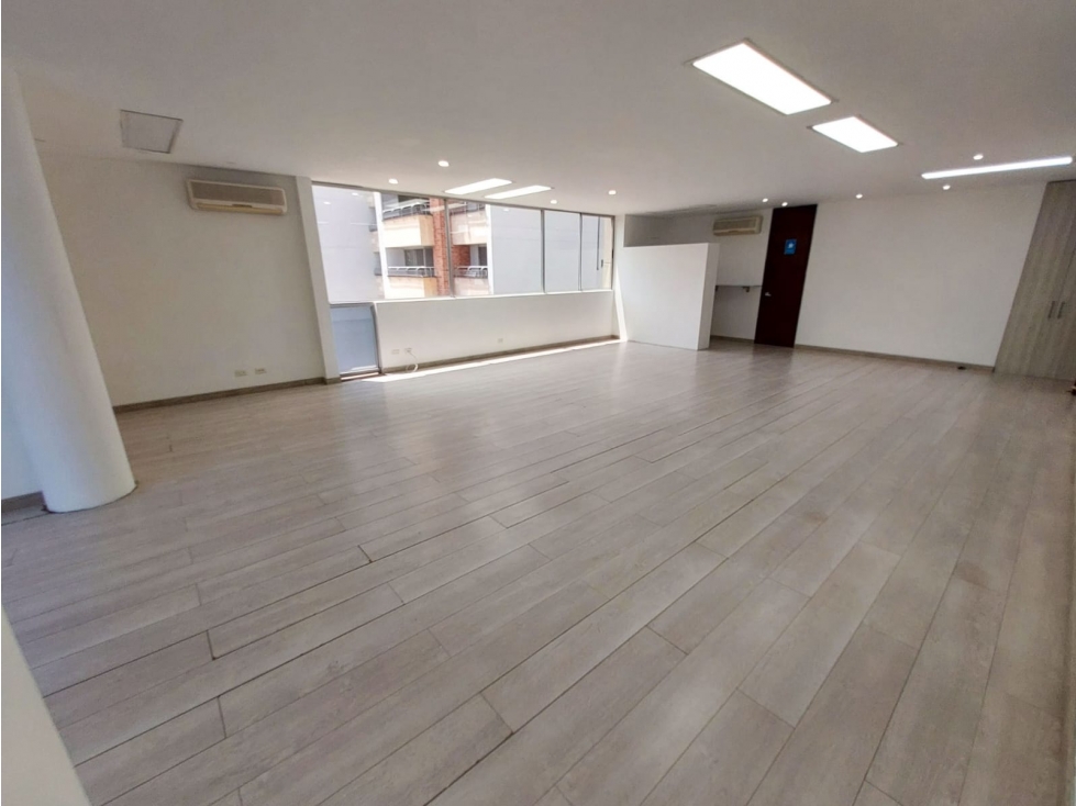Arriendo de oficina en C Empresarial sector Milla de oro el Poblado — foto 6