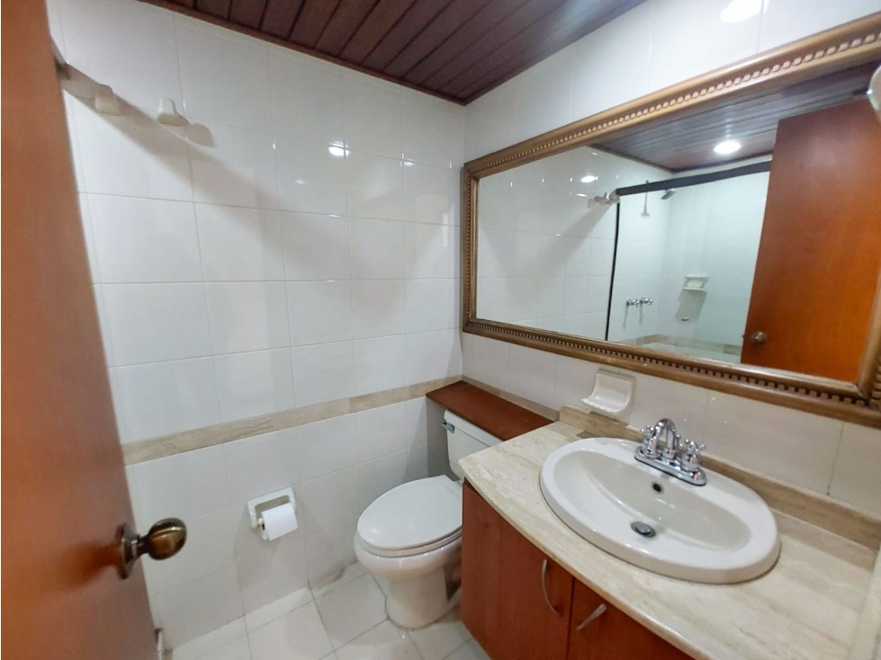 Arriendo apartamento en sector Milla de oro el Poblado — foto 6