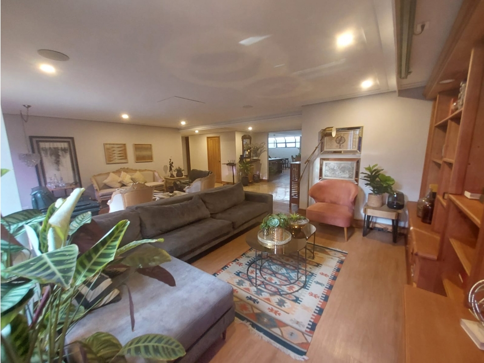 Apartamento en venta reformado con jardín sector Astorga el Poblado