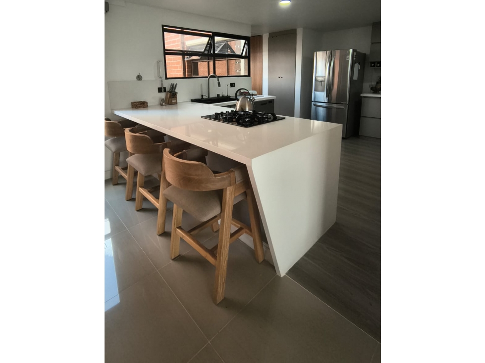Apartamento reformado en venta sector Castropol el Poblado — foto 6