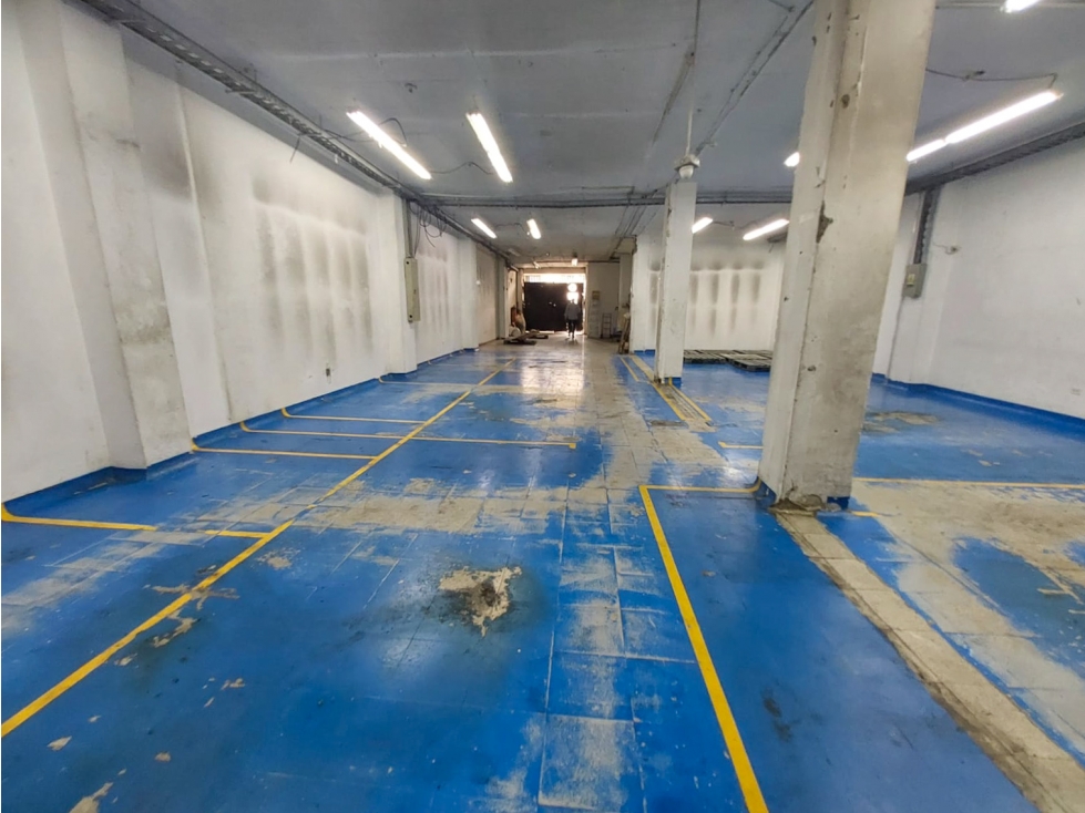 VENTA DE BODEGA INDEPENDIENTE CERCA A LA CENTRAL MAYORISTA EN ITAGUI - 2
