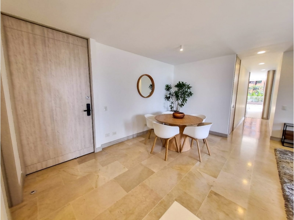 Venta y/o arriendo apartamento moderno amoblado Lalinde el Poblado — foto 4