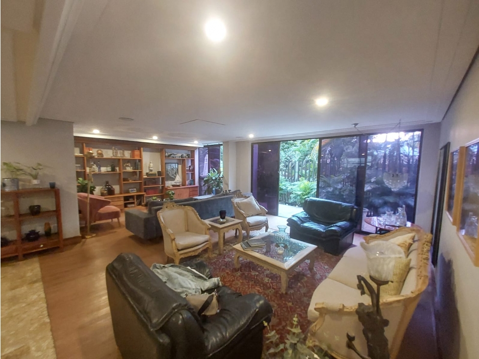 Apartamento en venta reformado con jardín sector Astorga el Poblado — foto 2