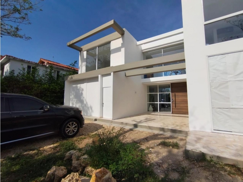 CASA EN VENTA EXCLUSIVO CONDOMINIO EN CARTAGENA