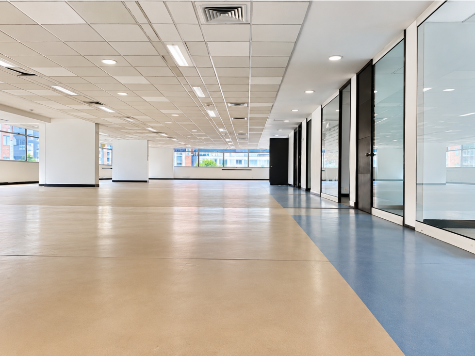 Venta o arriendo de oficina sector Ciudad del Rìo Medellìn — foto 4