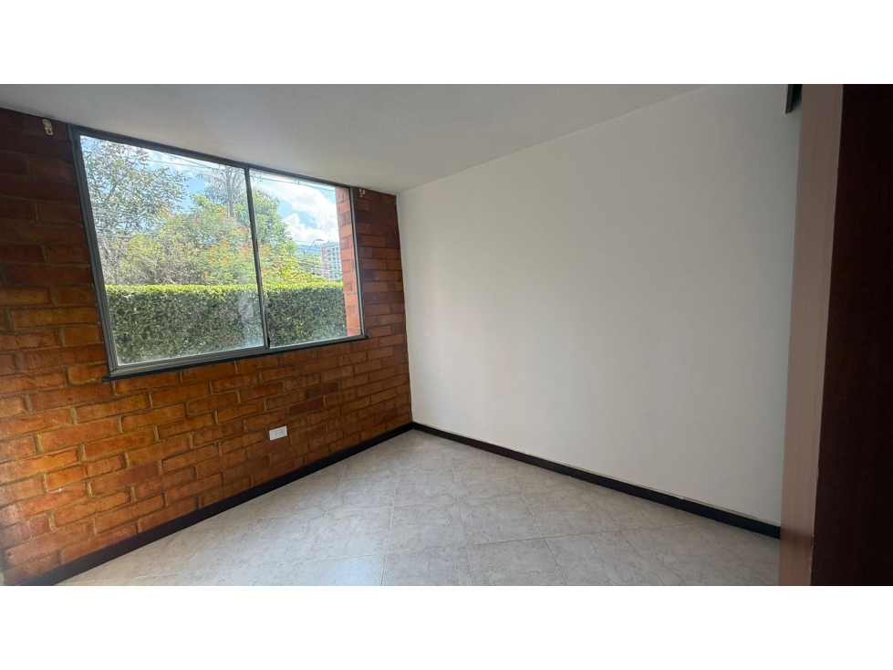 BAJO DE PRECIOAPARTAMENTO LOS BERNAL — foto 5
