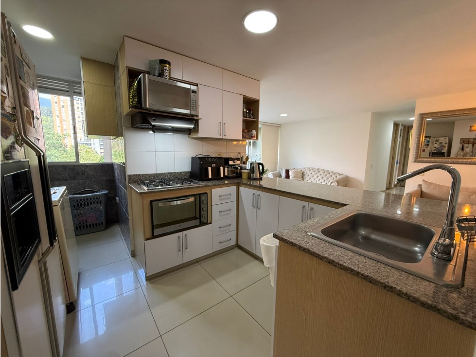 BAJO DE PRECIO AMPLIO Y HERMOSO APARTAMENTO EN SABANETA — foto 6