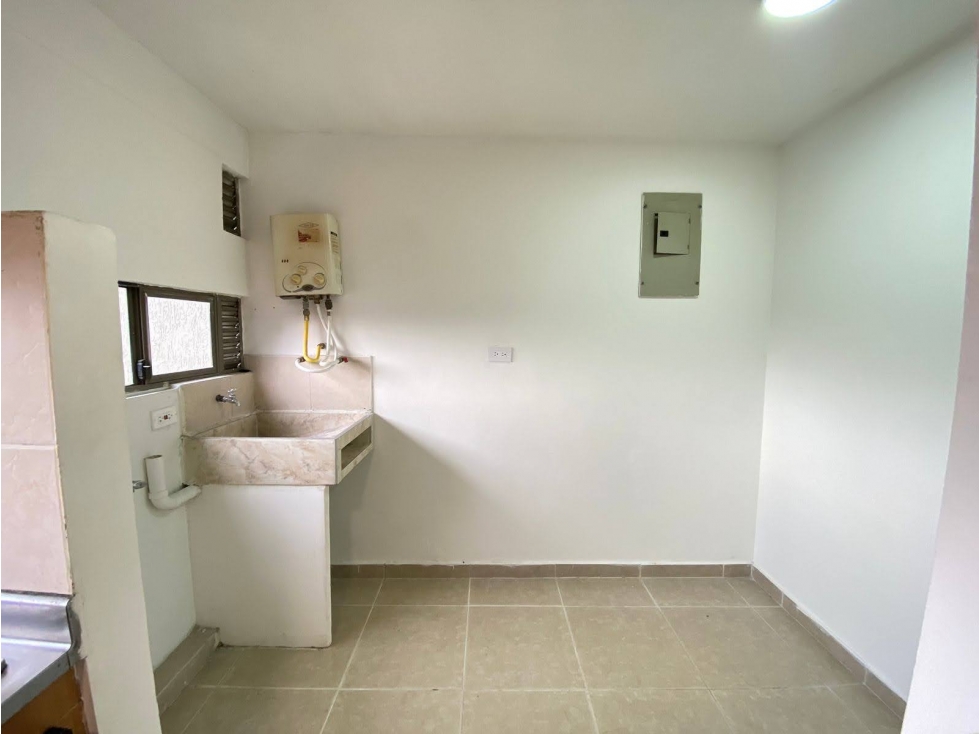 HERMOSO APARTAMENTO PARA LA VENTA UBICADO EN SABANETA — foto 4