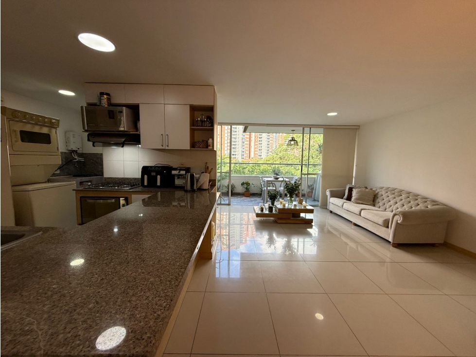 BAJO DE PRECIO AMPLIO Y HERMOSO APARTAMENTO EN SABANETA — foto 3