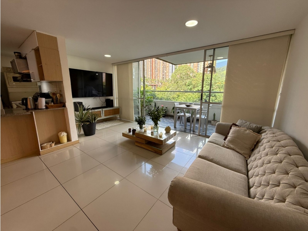BAJO DE PRECIO AMPLIO Y HERMOSO APARTAMENTO EN SABANETA
