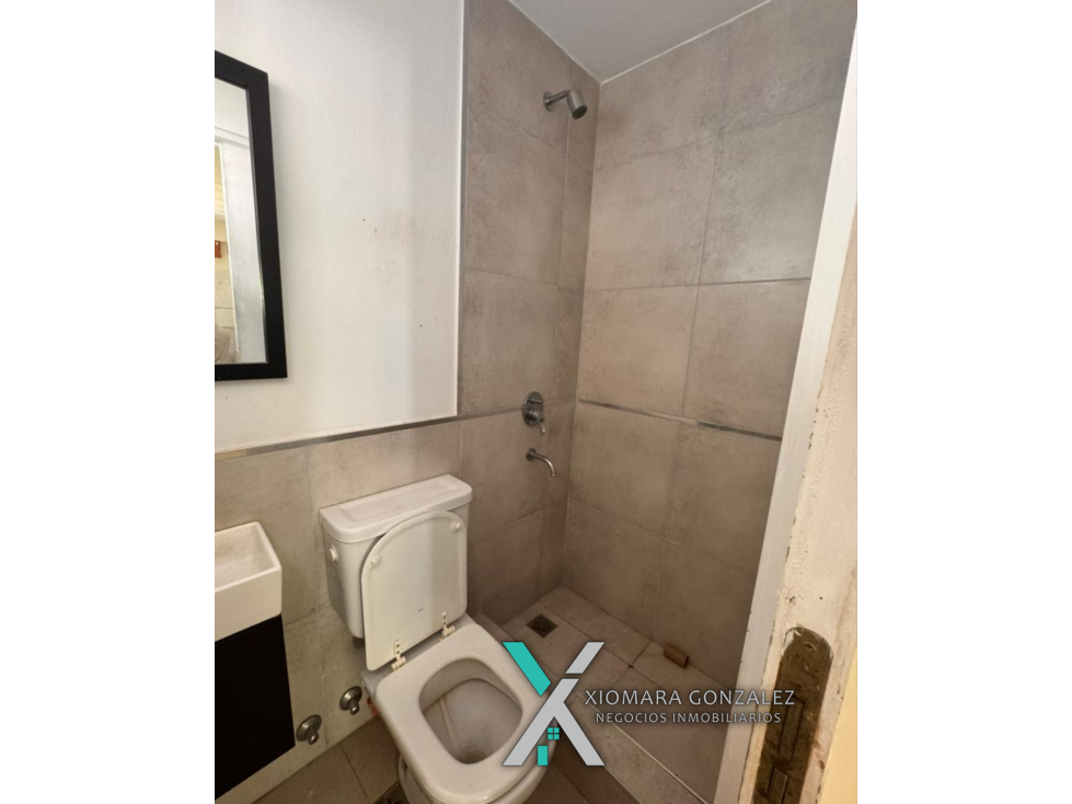 SE VENDE DUPLEX EN BARRIO SARMIENTO