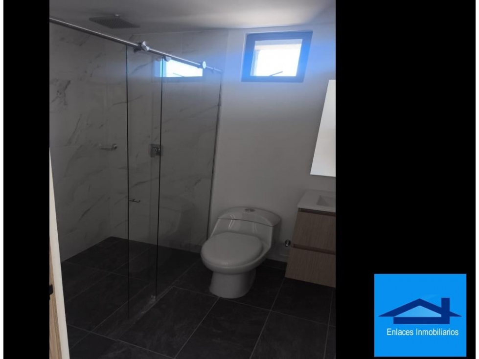 Venta De Apartamento En Laureles Medellin — foto 2