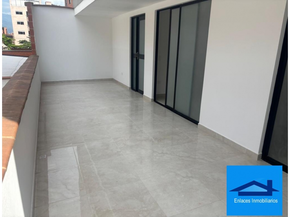 Venta De Apartamento La Castellana Medellin