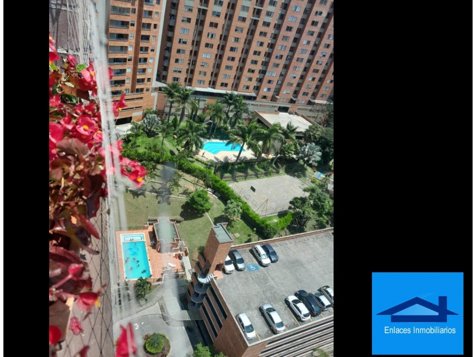 Venta De Apartamento En La Loma De Los Bernal, Medellin — foto 2