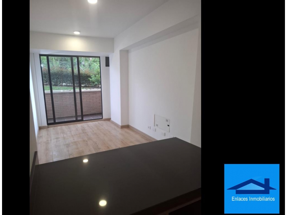 Venta De Apartamento En Puro Cuero, El Retiro — foto 2