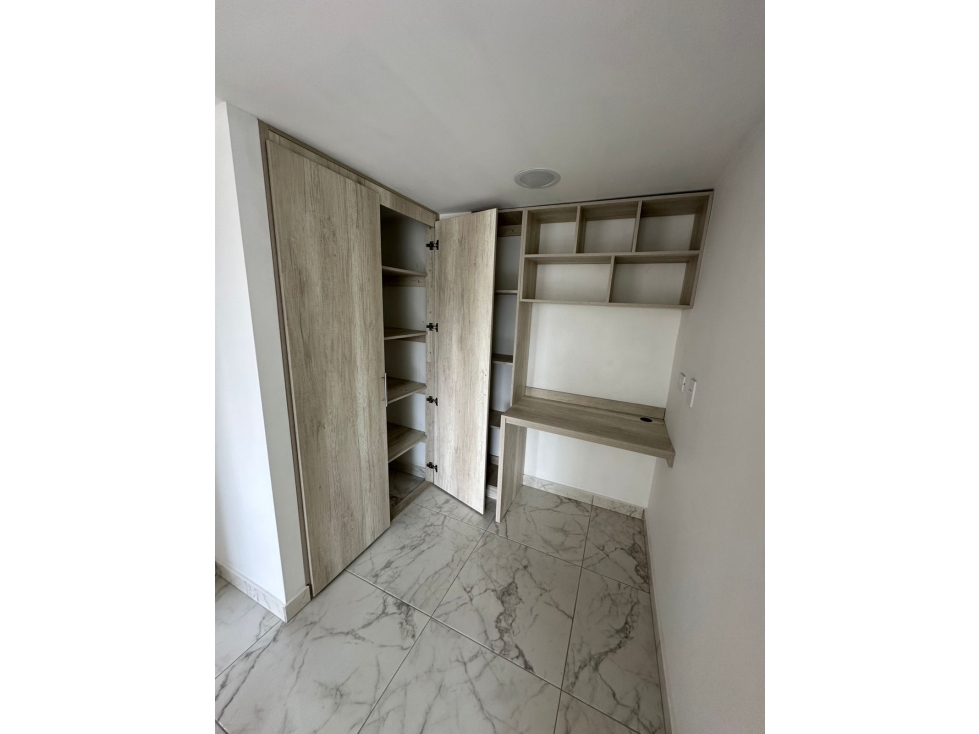 Venta De Apartamento En San Antonio De Prado, Medellin — foto 2
