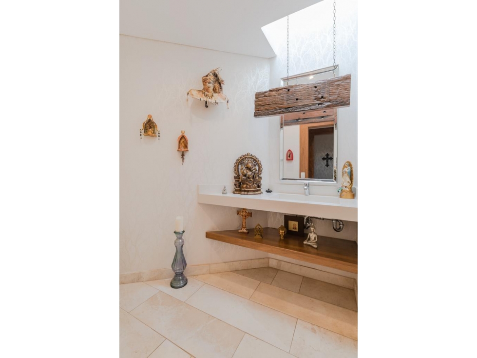 Venta De Apartamento Los Naranjos Poblado, Medellin — foto 3