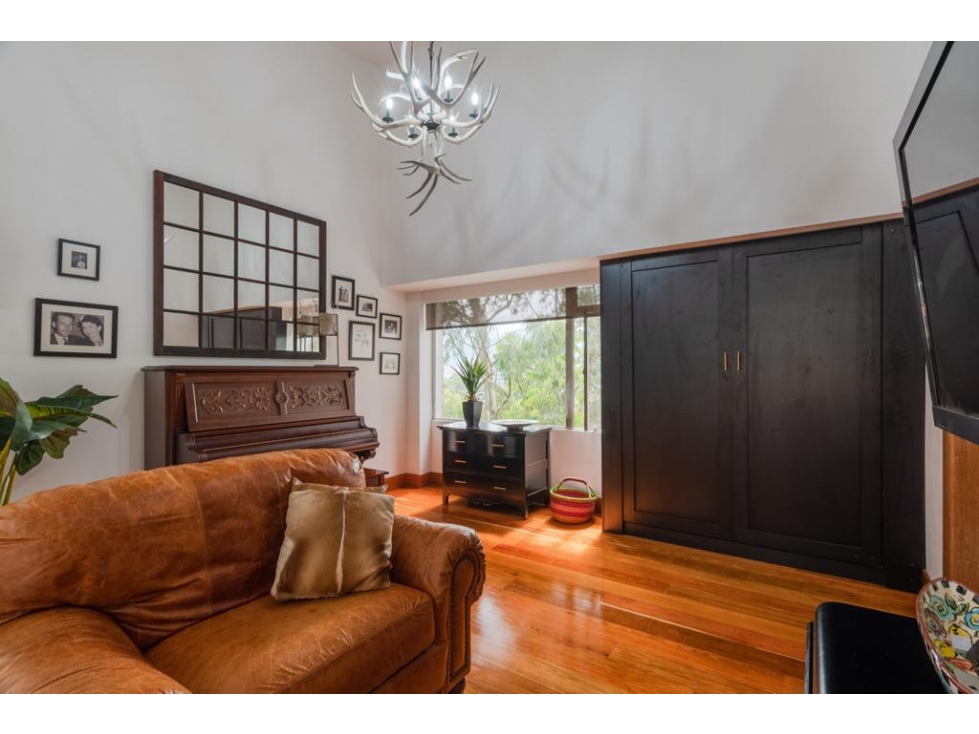 Venta De Apartamento Los Naranjos Poblado, Medellin — foto 5