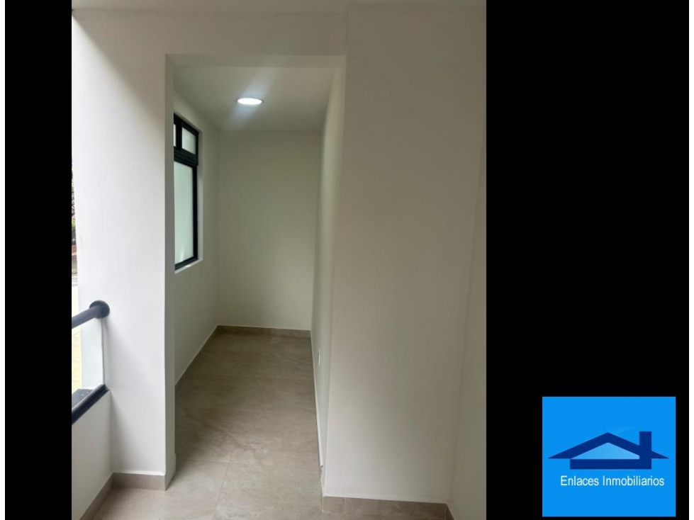 Venta De Apartamento La Castellana Medellin — foto 3