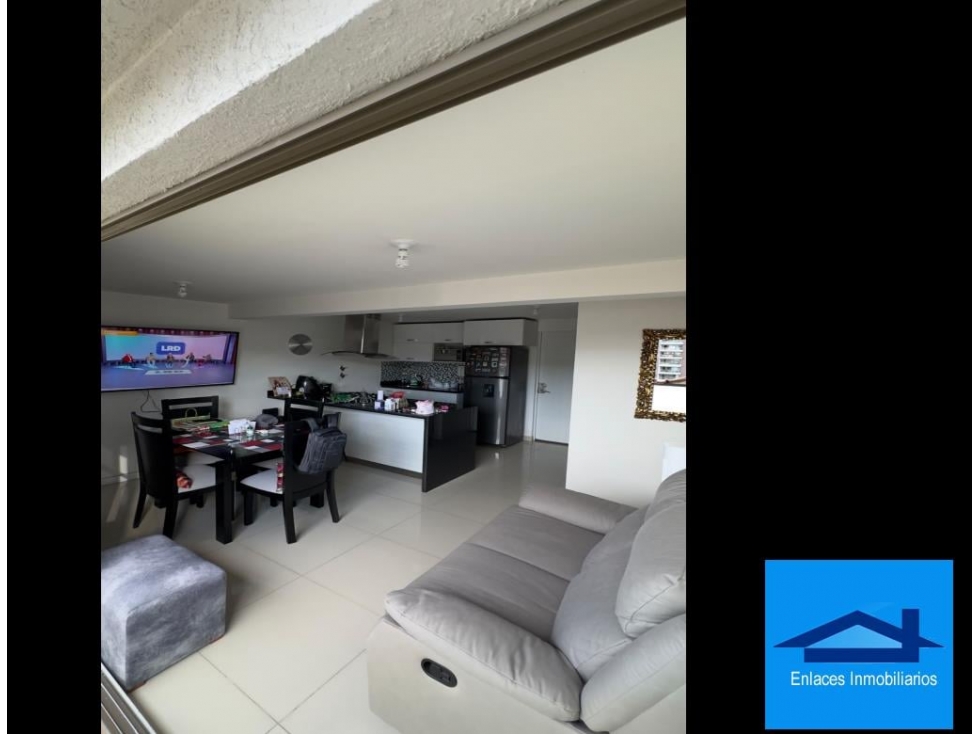 Venta De Apartamento En La Loma De Los Bernal, Medellin