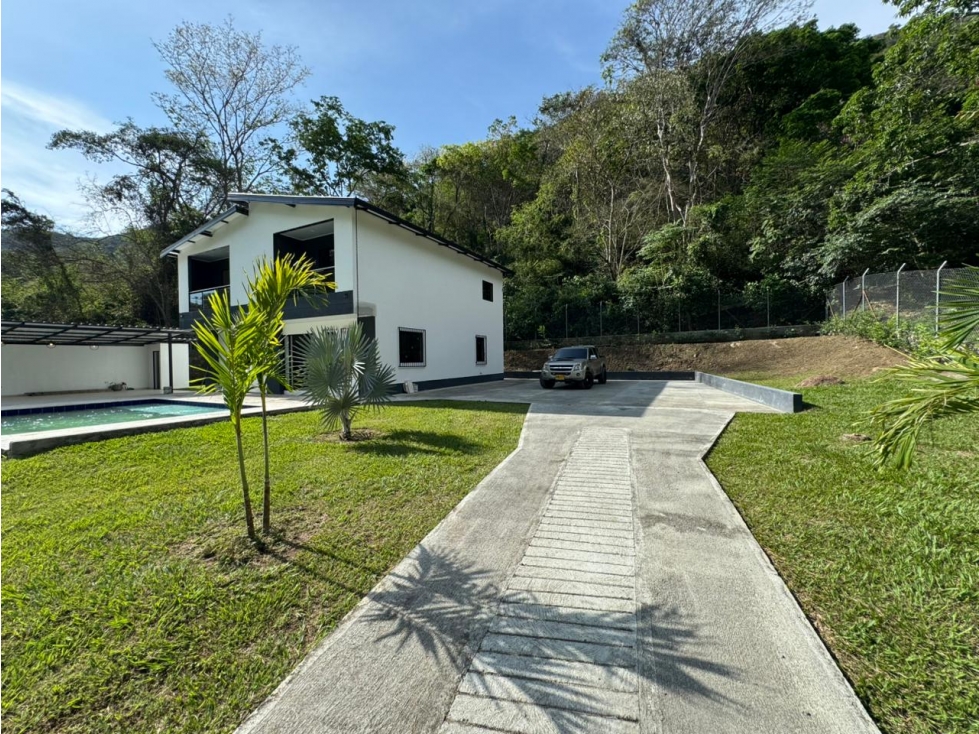 Venta De Finca De Recreo En Santa Fe De Antioquia — foto 4