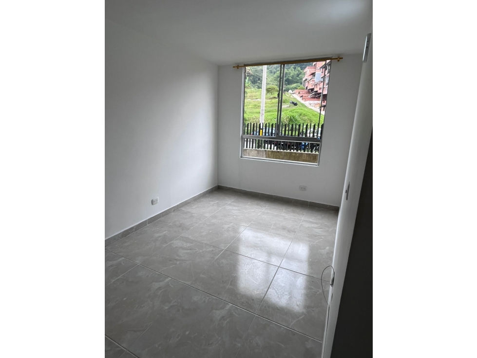 Venta De Apartamento En San Antonio De Prado, Medellin — foto 4